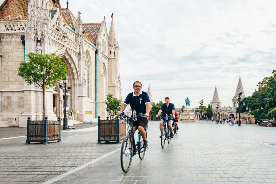 Budapest: Grand Sightseeing Bike Tour - Price, bike quality, and how hard the ride really feels