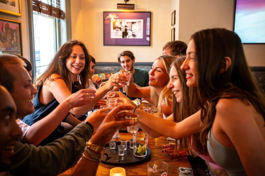 Budapest: Guided Bar Crawl Walking Tour - Meeting at the Budapest Eye, then the fröccs toast