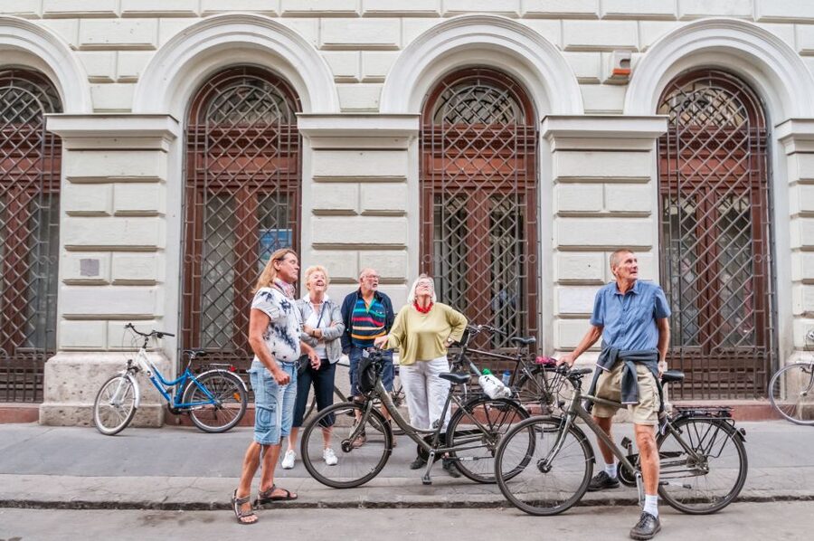 Budapest: Guided City Discovery Bike Tour - Szabadság Square and the Soviet Army monument: history with a big visual punch