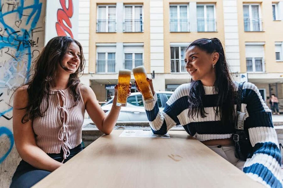 Budapest: Guided Foodie Walking Tour with Food and Drinks - Sit-Down Classics: Nokedli and Flódni as the Main Event