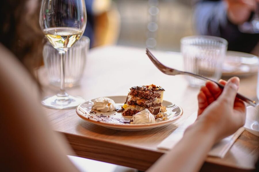 Budapest: Guided Foodie Walking Tour with Food and Drinks - How Many Stops and How Much Food You Actually Get