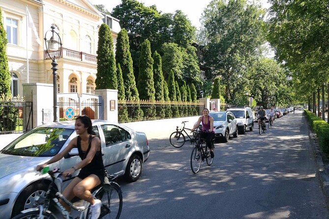 Budapest Highlights Bike Tour with a local guide - Cycling Budapest’s biggest “wow” moments without the traffic headache