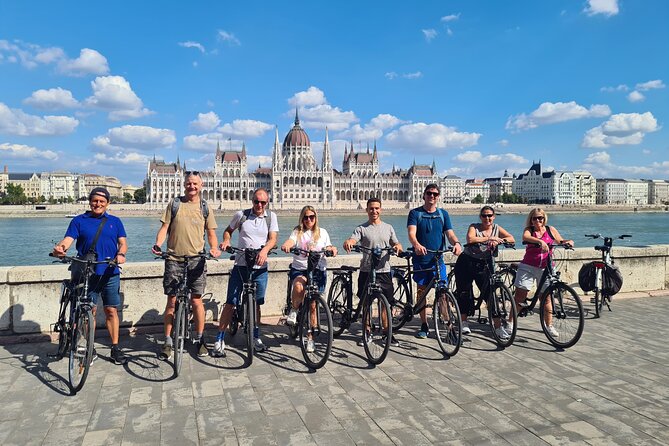 Budapest Highlights Bike Tour with a local guide - Heroes’ Square and Vajdahunyad Castle, Budapest’s history in public space