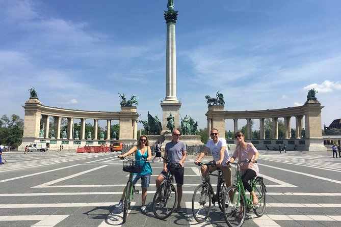 Budapest Highlights Bike Tour - Szabadság tér Soviet Monument: Communism in One Concrete Reminder