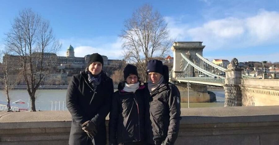 Budapest : Highlights & Hidden Gems Walking Tour - Meeting at Immaculata Kegyoszlop and How the Private Setup Works
