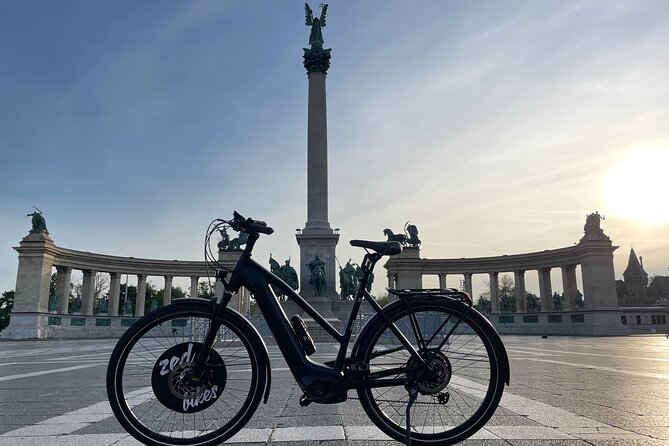 Budapest Highlights Private E-bike Tour - Jewish Quarter to Andrassy Avenue: Big Sights, Clear Context