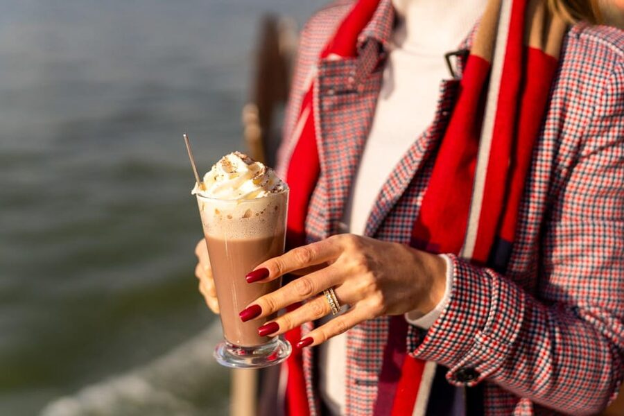 Budapest: Historic Cruise with Welcome Drink - Price and Value: Why Around $12 Can Make Sense