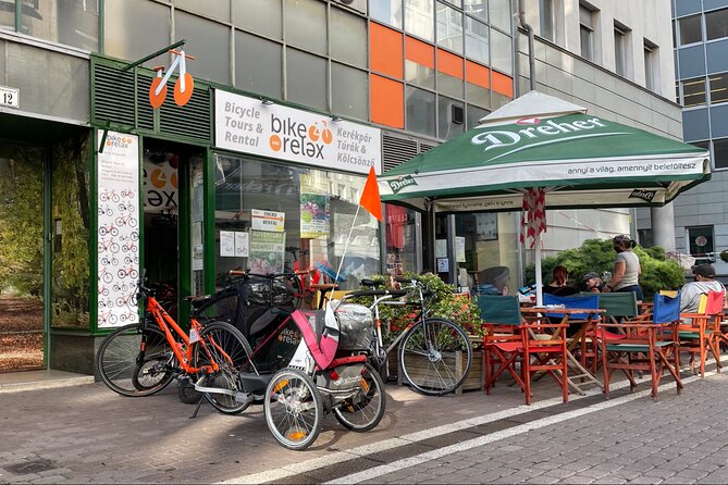 Budapest Historic Downtown Bicycle Tour in small groups - And then it’s back to the downtown icons, outside-only
