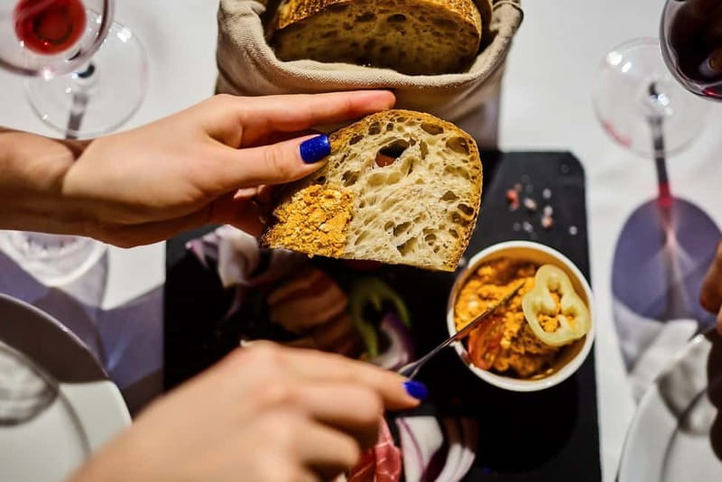 Budapest: Hungarian Folk Dance & Concert with Dinner Option - Who this experience suits best