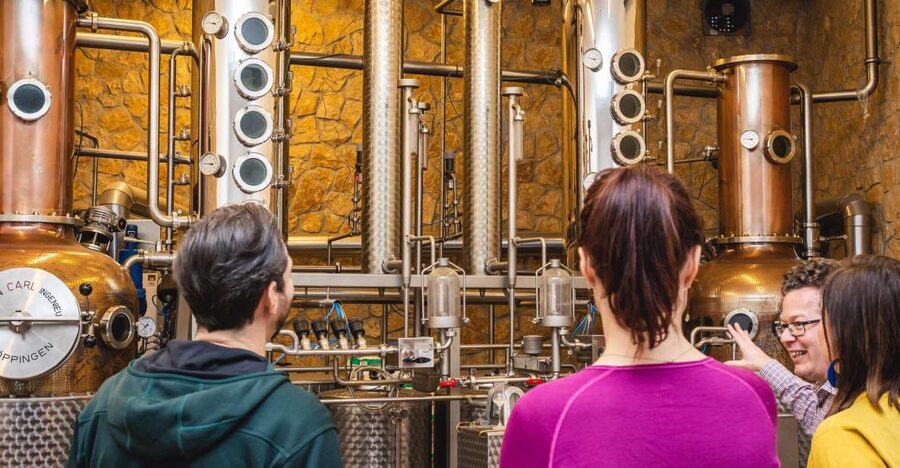 Budapest: Hungarian Whisky, Gin, and Pálinka Tasting - Agardi Distillery: One of Hungary’s Oldest Stops Close to the City