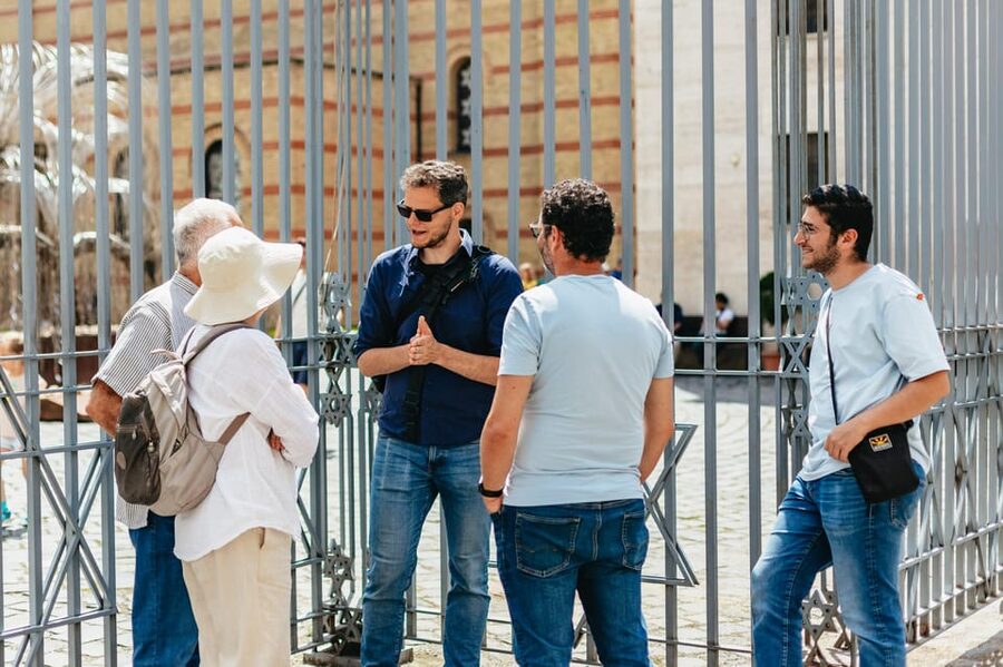 Budapest: Jewish History Guided Walking Tour with Historian - Key Things You Will Like About This Tour
