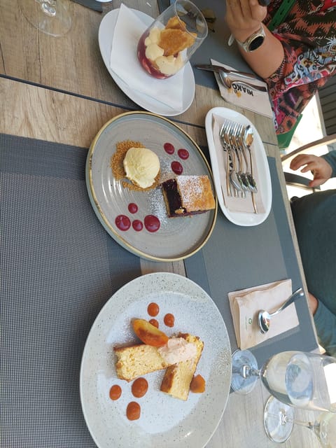 Budapest: Lake Balaton & Herend Porcelain Private Day Tour - Balatonfüred town stop: short, sweet, and timed for a lakeside feel