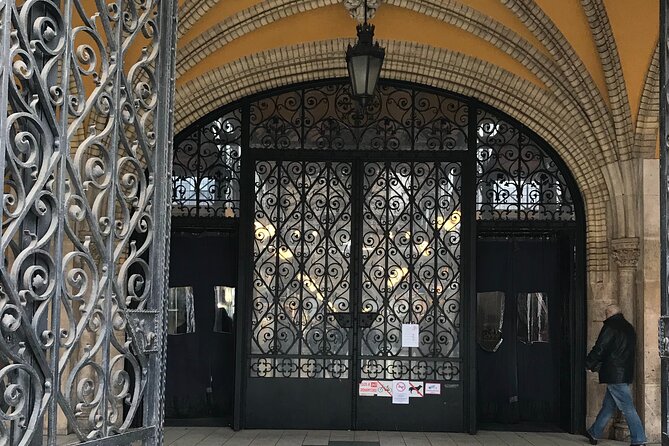 Budapest Market Tour & Home Cooking Class with local Chef & Guide - What is included, and what you need to bring