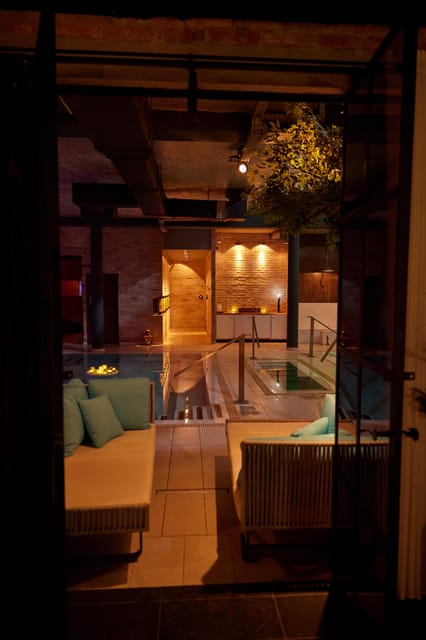 Budapest: Massage 60/75/90 min +Unlimit Bath Mandala Day Spa - Crowds, phones, and how to protect the calm