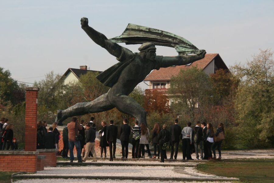 Budapest: Memento Park and Icons of Communism Guided Tour - Key things to know before you go