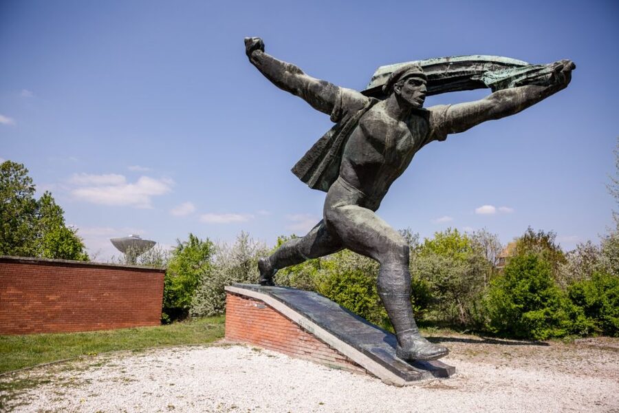 Budapest: Memento Park and Icons of Communism Guided Tour - Who this tour is best for (and who should skip it)