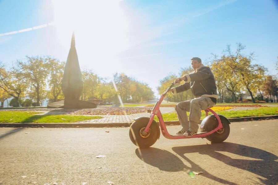 Budapest: MonsteRoller E-Scooter Tour - What to bring, what to wear, and the small rules that keep it smooth