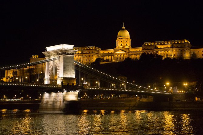 Budapest: Night Walking Tour with Danube River Cruise - Szabadság Square and Parliament: where the photos get serious