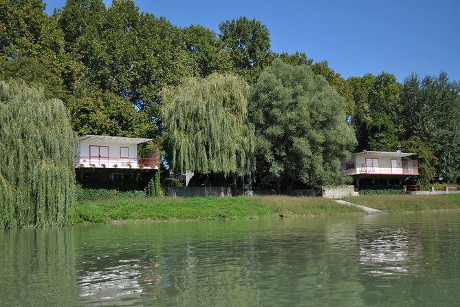 Budapest North Canoe Trip - The Island Break: When Budapest Turns Quiet