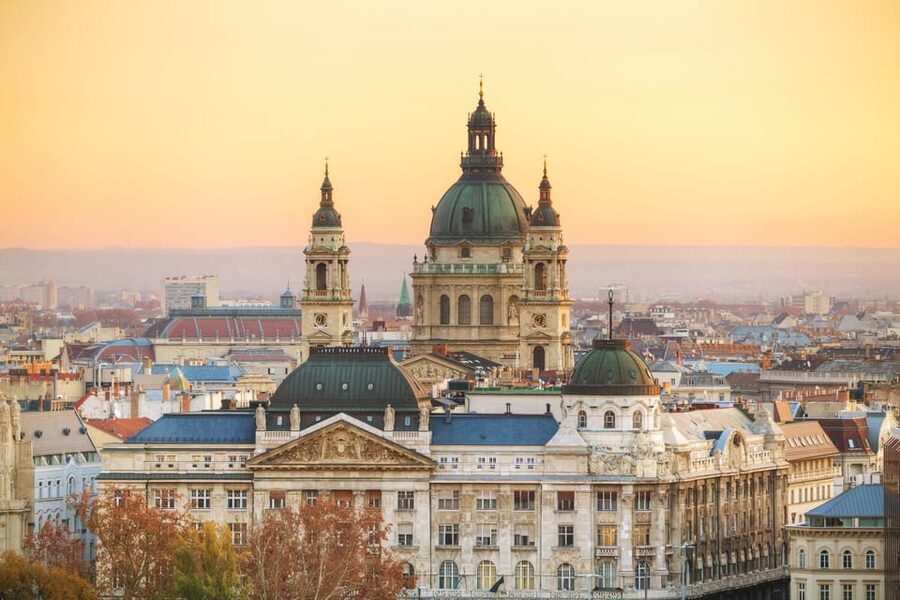 Budapest Old Town and Top Attractions Private Walking Tour - Who should book this Budapest Old Town private tour