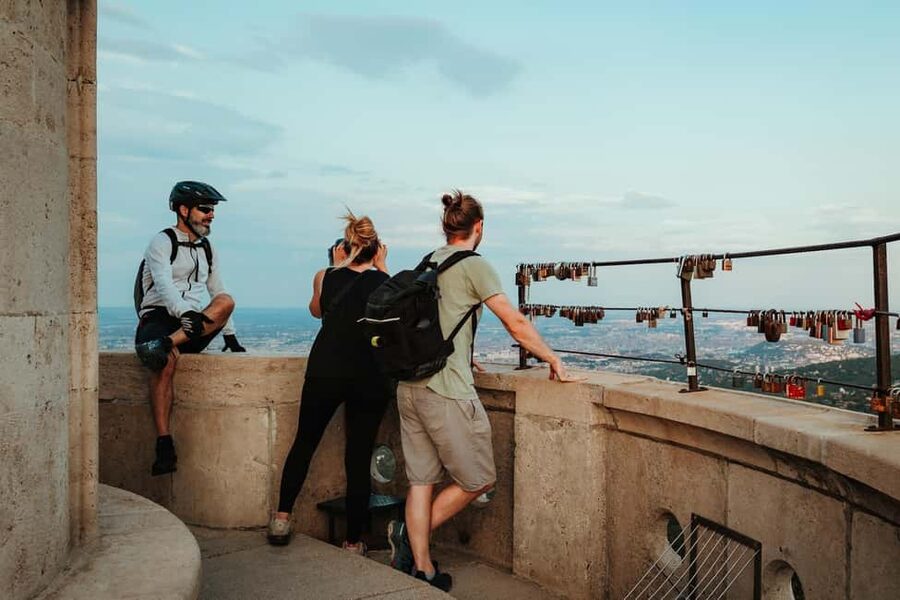 Budapest Peaks: Off-Road eBike Tour - Károly Guckler Lookout: a break that turns into a photo mission
