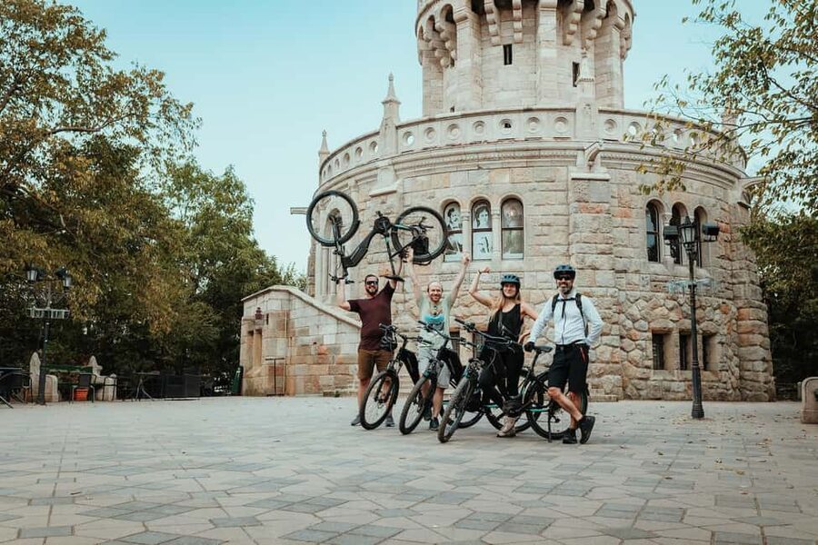 Budapest Peaks: Off-Road eBike Tour - Your e-SUV bike setup, Bosch power, and what that means for you