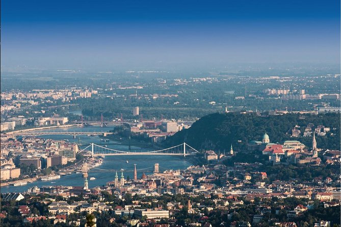 Budapest Photo Walks - Castell de Buda, Chain Bridge angles, and when night photography pays off