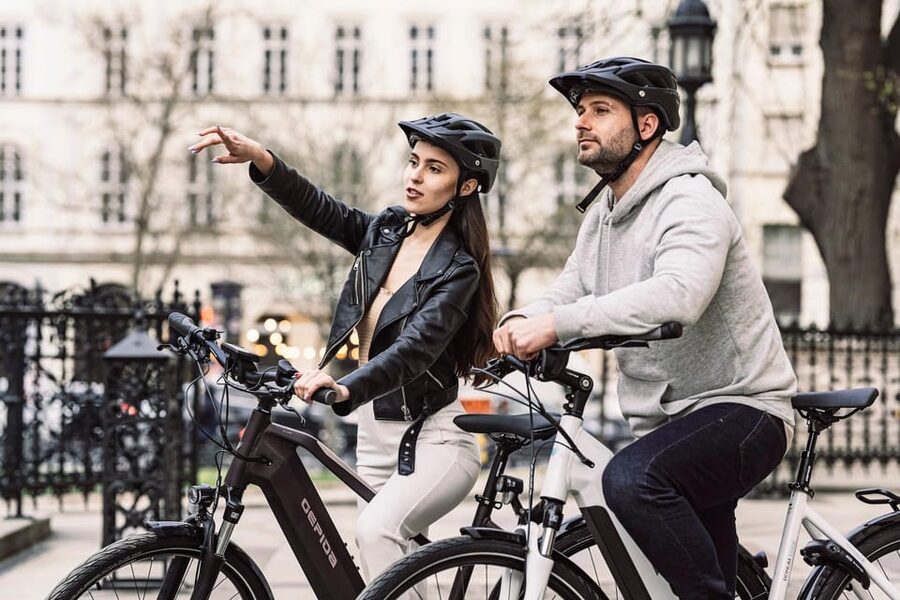 Budapest: Premium E-Bike Rental - Deák Ferenc tér meeting spot, and what to do in the first 10 minutes