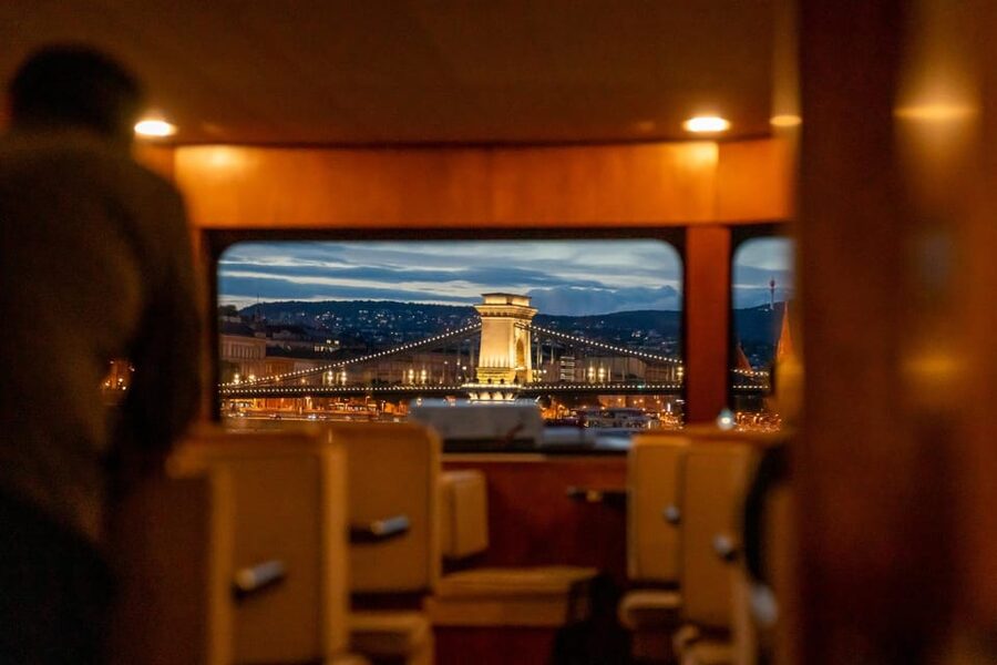Budapest: Premium Sightseeing Cruise with Tokaj Frizzante - Who should book, and who should skip this kind of cruise