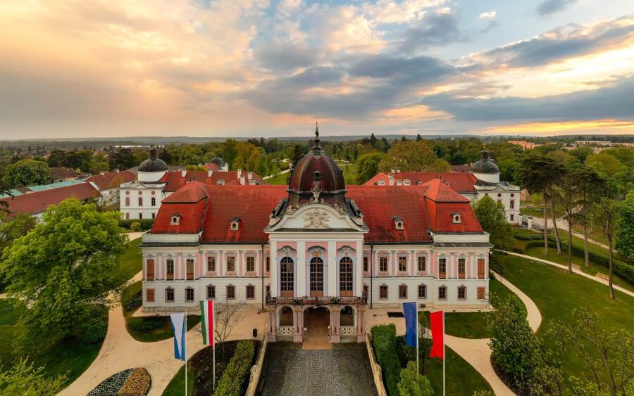 Budapest: Private 3-Hour Gödöllő Palace Tour - The Sisi and Francis Joseph angle, and why it helps