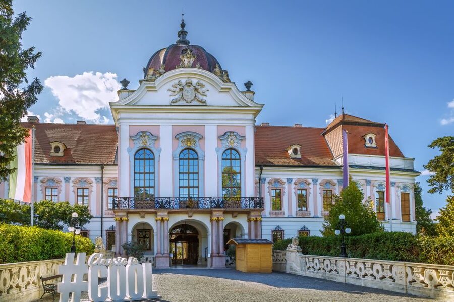 Budapest: Private 3-Hour Gödöllő Palace Tour - What the guided palace tour really gives you