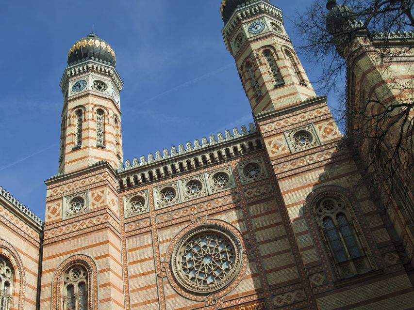 Budapest: Private 3-hour Guided City Tour by Bus - Pest Highlights by Bus: Parliament, St. Stephen’s Basilica, and More