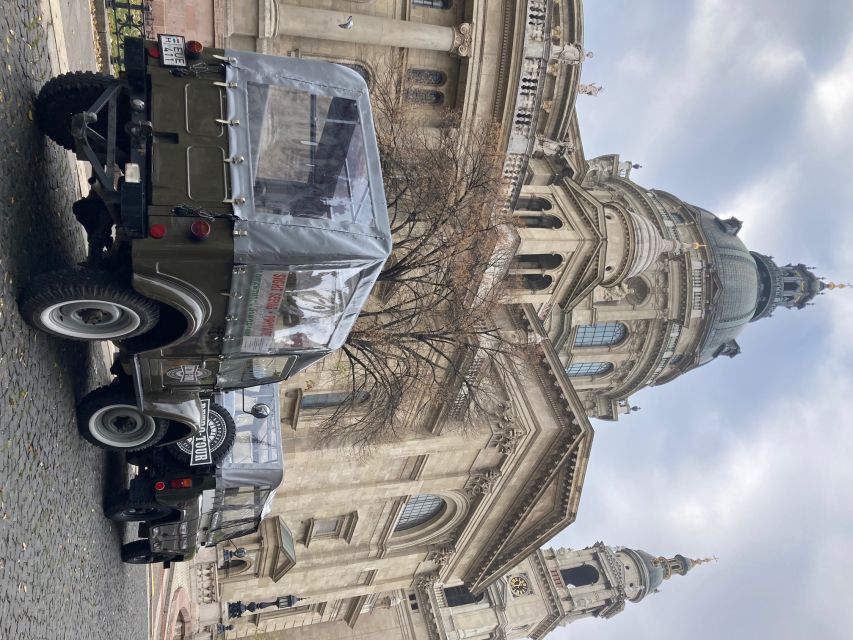 Budapest: Private City Tour with a Vintage Russian Jeep - Gellért Baths pass-by and the climb toward Gellért Hill