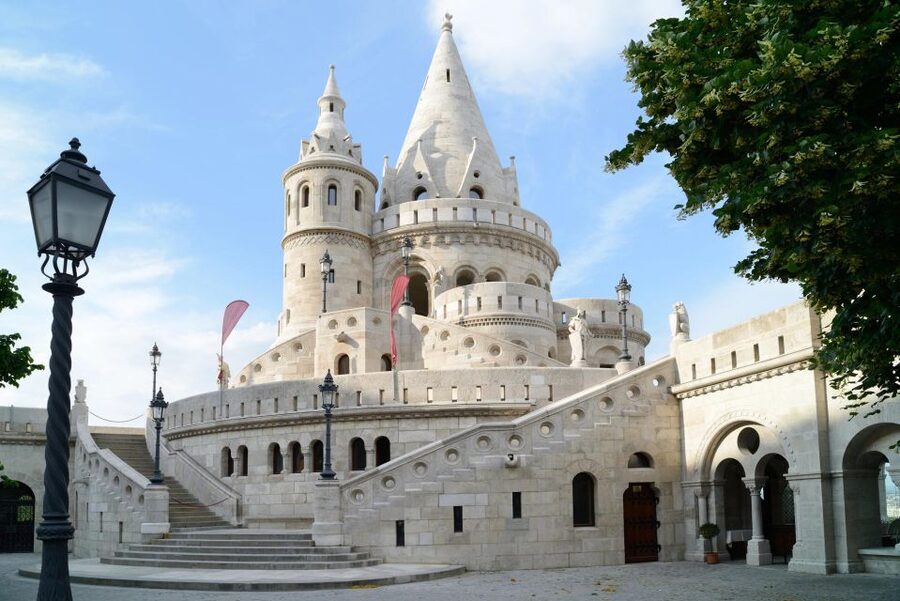 Budapest: Private City Tour with Local Guide - Jewish Quarter and the National Museum area: context beyond the postcards