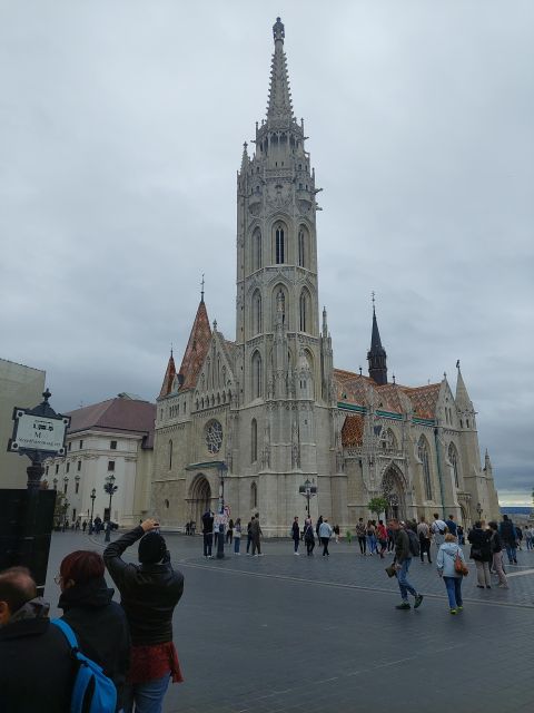 Budapest: Private City Tour with Local Guide - City Park to Vajdahunyad Castle: a green reset between monuments