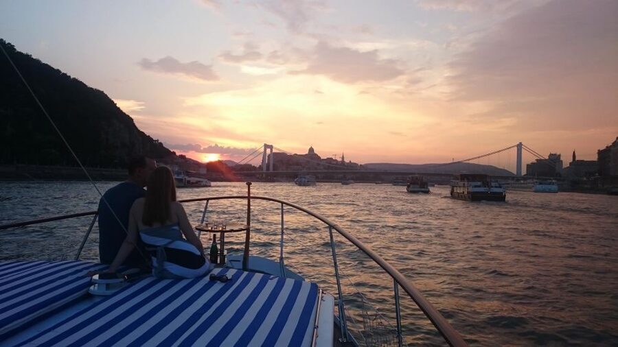 Budapest: Private Danube Yacht Cruise with Welcome Drink - Who this Budapest private yacht cruise is best for