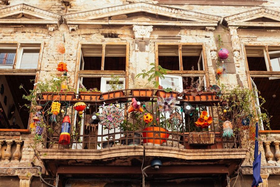 Budapest: Private Food Tour – 10 Tastings with Locals - Lángos: Budapest’s fried classic, best understood after a few bites