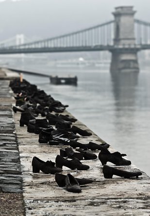 Budapest Private Full Day City Tour with a comfortable air -conditioned car - City Park Finale, Vajdahunyad Castle and Széchenyi Thermal Baths