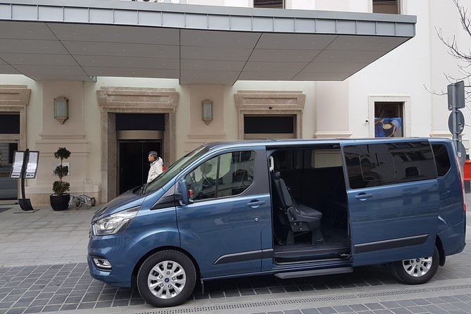 Budapest Private Transfer from or to Vienna or Vienna Airport - Door-to-door pickup in Budapest or Vienna (and why it matters)