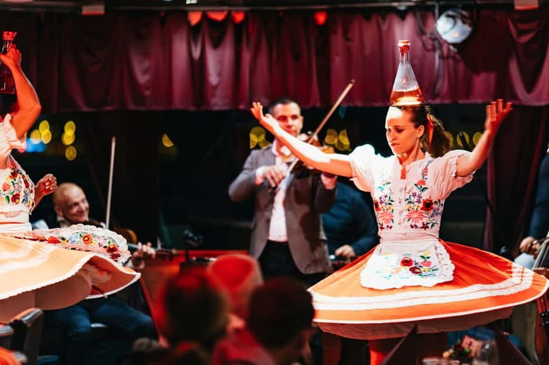 Budapest: Prosecco Dinner Cruise with Live Music - Should you book this Prosecco dinner cruise on the Danube?