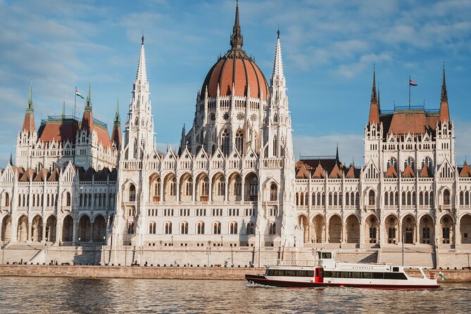Budapest River Cruise with 1 Free Tokaj Frizzante and Audio Guide - Using the Audio Guide on Your Phone (No Headphones Drama)