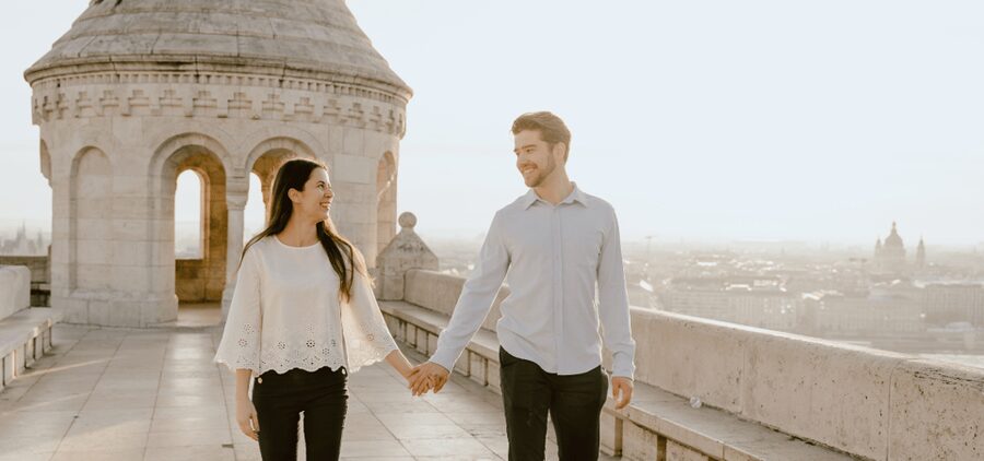 Budapest: romantic photoshoot at Buda's iconic sightseeings - How your 45-minute shoot actually feels with G. Nagy Rita