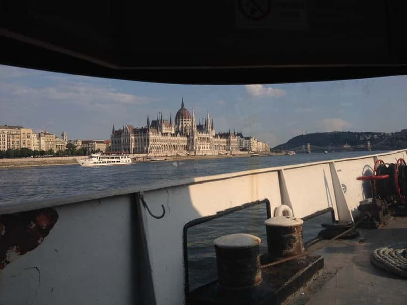 Budapest: Self-Guided Bike Tour to scenic Szentendre - Getting to Bike and Relax near Deák Ferenc Square, then starting on your time