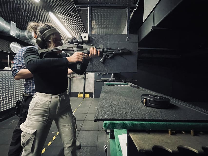 Budapest: Shooting Experience for Couples, The Perfect Date - Why A Couples Shooting Date Feels Like A Real Experience In Budapest