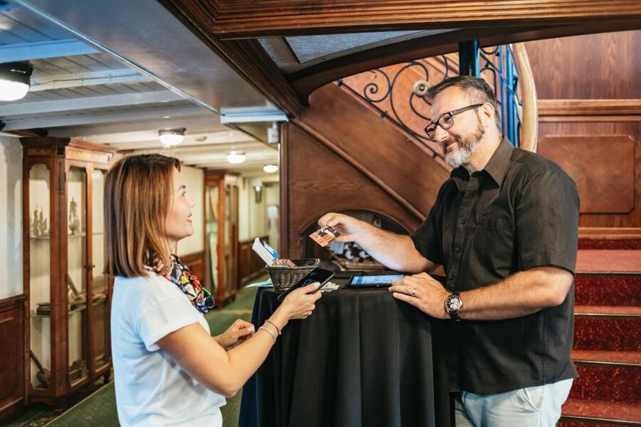 Budapest: Sightseeing Cruise on the Danube - Engine room peek: a small detour that feels surprisingly fun