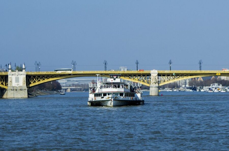 Budapest: Sightseeing Cruise on the Danube - Price and value: why $21 can work well in a tight schedule