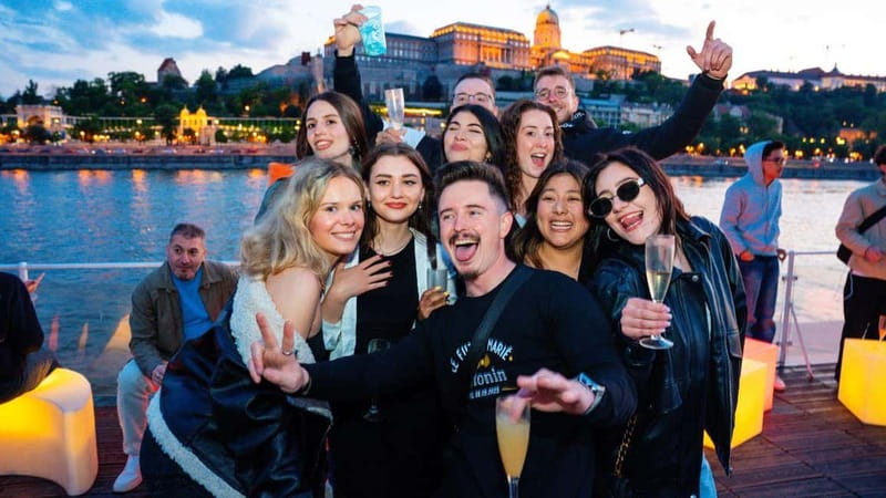Budapest: Sip and Sail River Cruise with Unlimited Prosecco - Key Things I’d Actually Plan Around