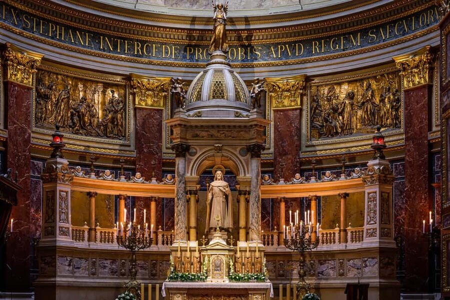 Budapest: St. Stephen's Basilica Entry with Terrace Option - The Treasury and King St. Stephen’s Mummified Right Hand
