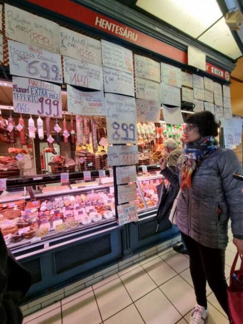 Budapest Streetfood Heaven: Tasting and Markets with a local - The buffet phase: lángos and rétes, plus salty favorites