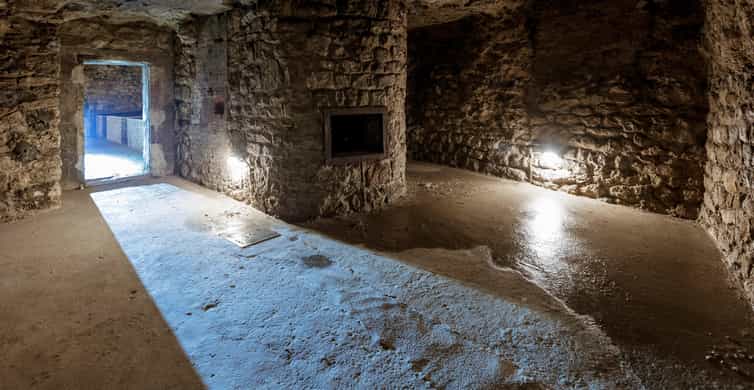 Budapest: The WWII Siege of Buda Castle & Bomb Shelter Tour - Why the Cave and Bomb Shelter Tour Changes the Castle District